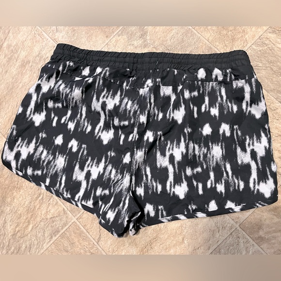 Summer shorts - Picture 4 of 4